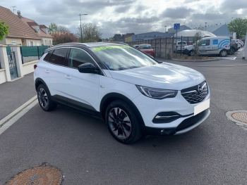 Photo 3 de l'offre OPEL Grandland X Grandland X 1.2 Turbo 130 ch Elite à 18990 € chez Fiat, Alfa Romeo, Suzuki, Nissan