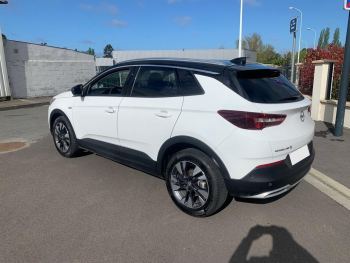 Photo 7 de l'offre OPEL Grandland X Grandland X 1.2 Turbo 130 ch Elite à 18990 € chez Fiat, Alfa Romeo, Suzuki, Nissan