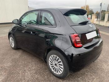 Photo 7 de l'offre FIAT 500 500 e 95 ch Nouvelle 500 à 17990 € chez Fiat, Alfa Romeo Jeep